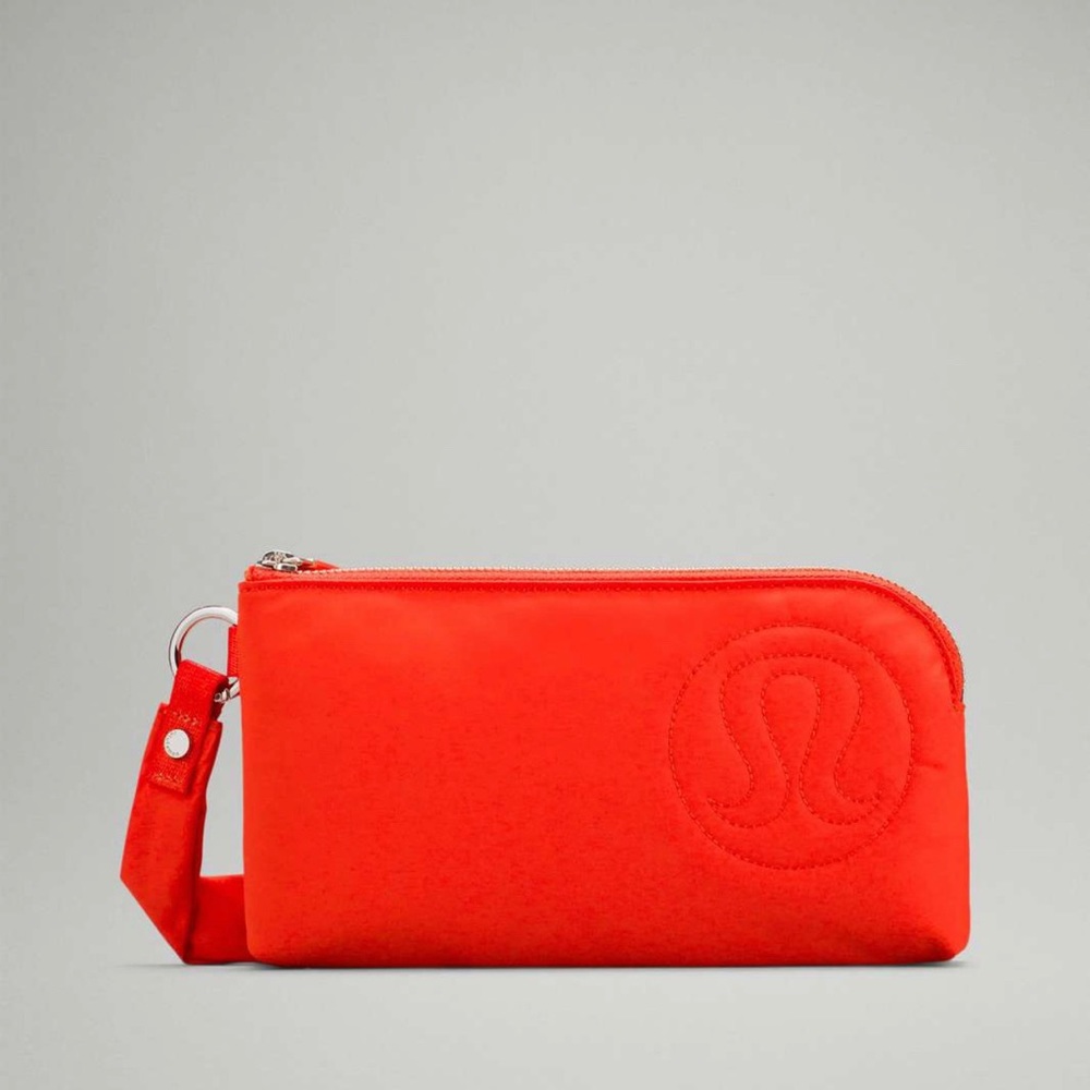 Lululemon now and always puffy pouch